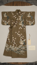1920s silk embroidered kimono